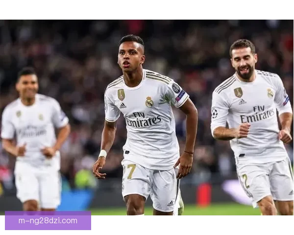 阿韦洛亚助维尼修斯与伯纳乌和解